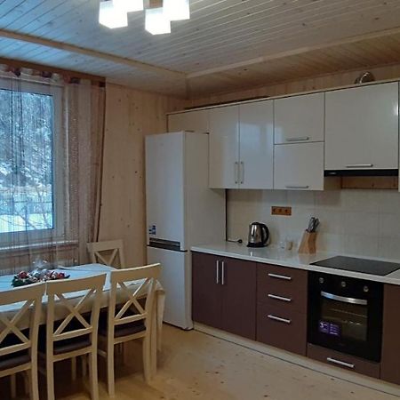 Котедж під горою Татаров Экстерьер фото