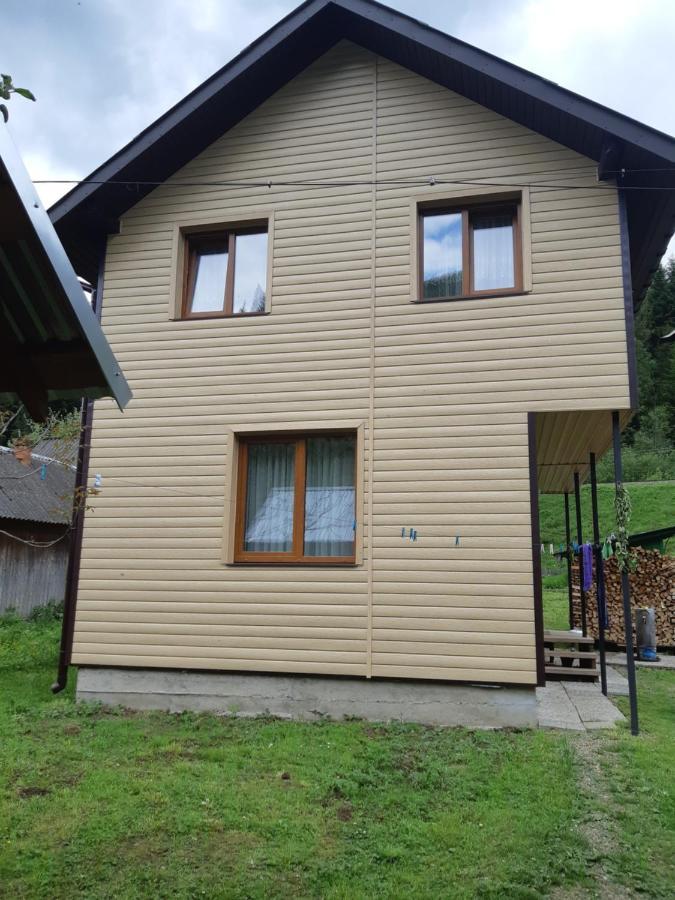 Котедж під горою Татаров Номер фото